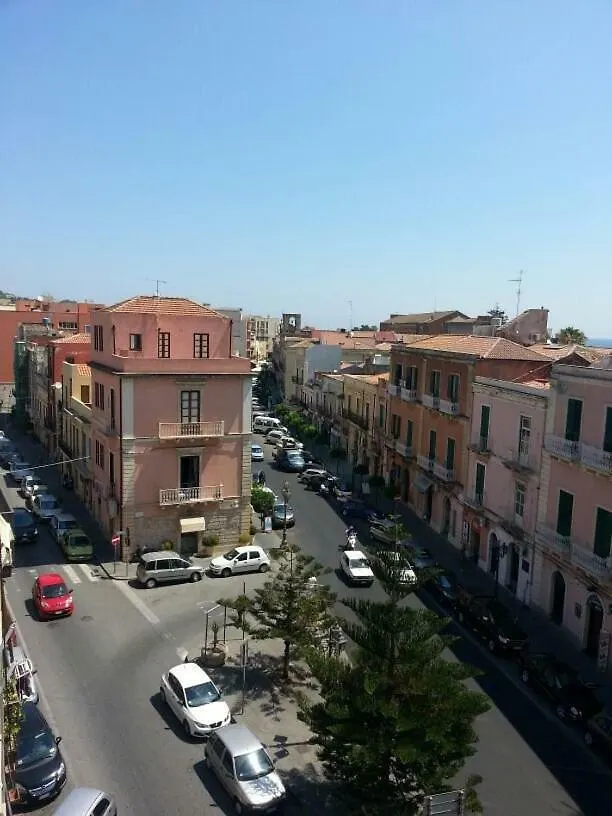 Regis Rooms Milazzo Italia