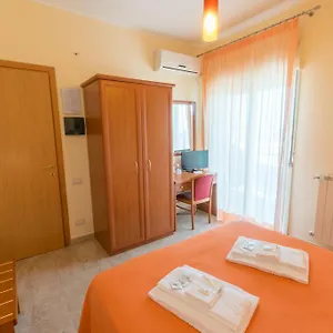 3* Affittacamere Orchidea