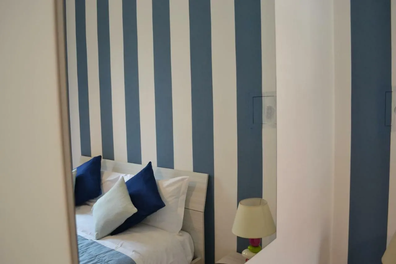 Regis Rooms Milazzo Italia